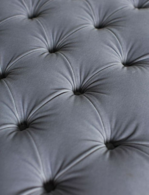 Grousst Luxus Chesterfield Duebelbett Polster Better Schlofzëmmermiwwelen