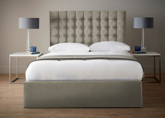 Modernen hellbeige Chesterfield Duebelbett Designer Schlofkummer Bett