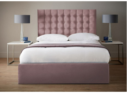 Rosa Designer Chesterfield Duebelbett Designer Schlofzëmmer Bett