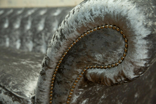 Chesterfield Groe Polstersofa Viersëtzer Designer 4-Sëtzer Canapé