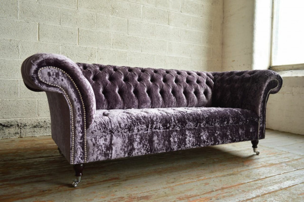 Stilvollen Liila Chesterfield Drësëtzer Luxus Wunnzëmmer 3er Couche