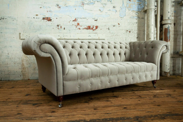 Stilvollen hellgréngen Chesterfield Dräisëtzer Luxus Wunnzëmmer 3-Sëtzer