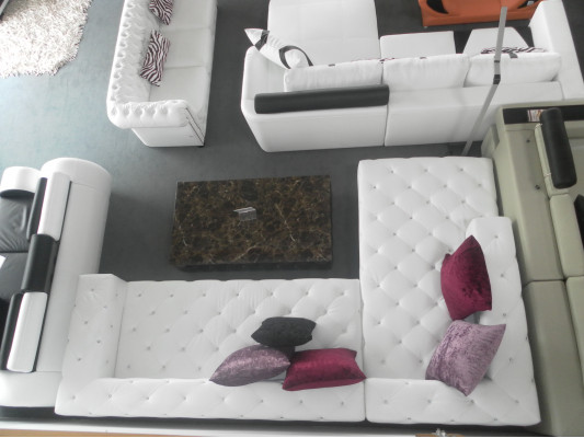 Luxus-Ecksofa Couch Wohnlandschaft Sofa Polstersëtz L-Form Garnitur Nei