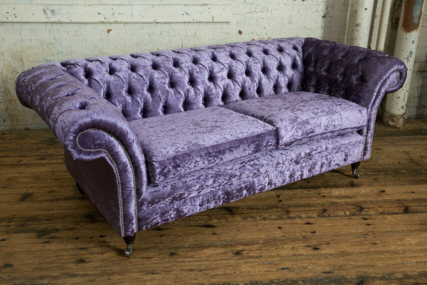 Lila Chesterfield Dräisëtzer Chesterfield Luxus 3-Sëtzer Sofa