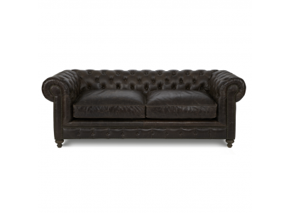 Braune Chesterfield Dräisëtz Designer Wunngsall Dräier-Couch