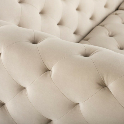 Beige Designer Chesterfield Dräisëtzer Luxus Wunnzëmmer Couch