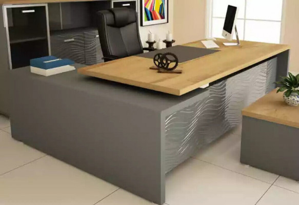 Héichwäertegt, modern Büro-Set aus robustem Holz an elegantem Stil