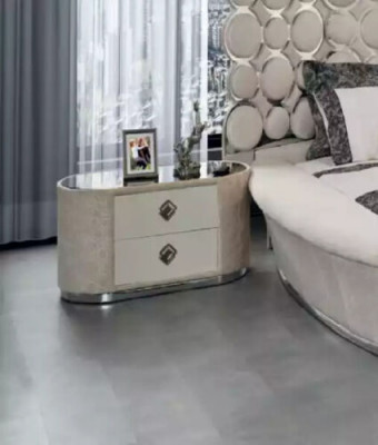 Schlofkummer-Set modern Bett + 2 Nospëtsdëscher + Schminktësch + Spigel nei