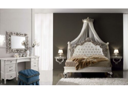Schlofkummer Komplett Set Kinnekräichlecht Barock Bett Schminktisch Nuetsschaf 6 Deeler.