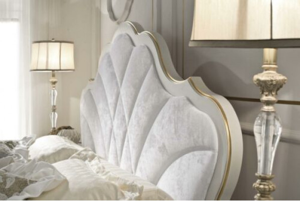 Schlofzëmmer Set Barock Bett Nuetsdësch Kommode Bett Miwwelen 6tlg. Massivholz