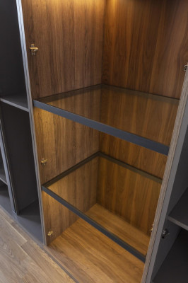 Schlofzëmmer Set Bett Kleeder Schrénken Schaf Better 2x Nuetsdësch 4-teilereg.