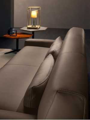 Soffagassent Couch Këssen Ledersofa Prianera Italiensch Möbel Sofa