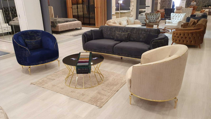 Luxus Sofa 3 Sëtzer Wunnzëmmer Blo Modern Sofa Dräisëtzer Miwwelen