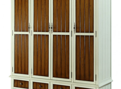 Schlofzimmer Holz Kleederschaf 3-dierege Maueraf Kleederschaf Kleederschief