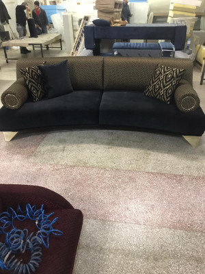 Däitscht Réckel-Sofa 3 Sëtzer Luxus Sofa Wunnzëmmer Couch Stoff Couchen 260cm Miwwelen