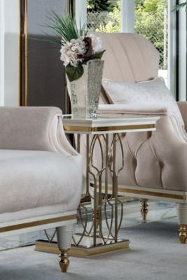 Niewentdësch Wäiss Canapé Dësch Luxus Wunnzëmmer Miwwelen Metall Elegant Modern
