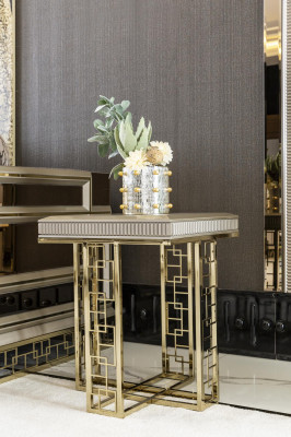 Niewentabelle Griich Modern Holz Design Wunnzëmmer Miwwelen Luxus Elegante Dësch