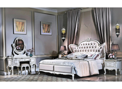 Kingsize-Duebbelbett mat Ledekappdeel am klasseschen Design Chesterfield-Stil
