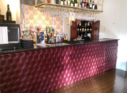 Moossgeschneidert Hierstelle Paneele Bar Mauer Verkleedungen Gepolstert Këssen
