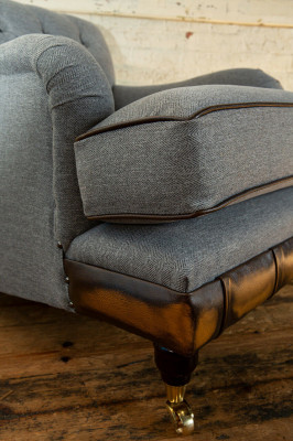 Lounge Ouersessel Club Designer Miwwelen Fernsehssofa Stull Samt Polster Sëtz Nei