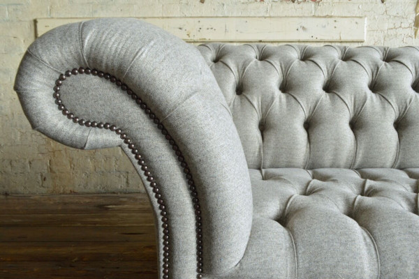 Chesterfield Design Stoff Couch Fauteuil 1,5-Sëtzer Polster Sofas Lounge Gro Samt