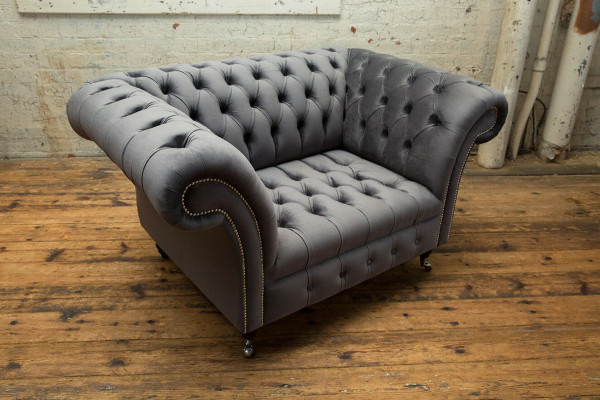 Chesterfield Sofa Couch Polster Garnitur 1,5 Sëtzer Sofas Klassesch Einsëtzer