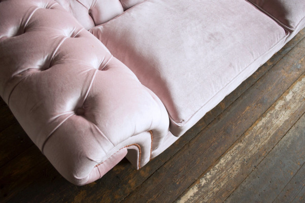 Chesterfield 3-Sëtzer Design Sofa Couch Polster Sofas Couchen Textil Dräisëtzer