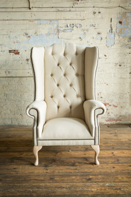 Chesterfield Ousseressel Anzelsëtz Sofa Couch Polster Samt Lieder Stoff Relax Nei