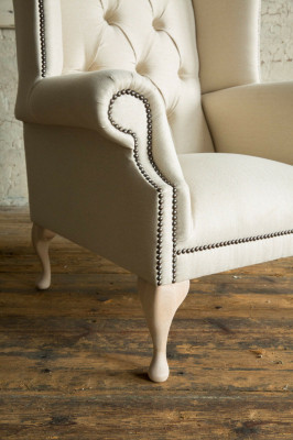 Chesterfield Ousseressel Anzelsëtz Sofa Couch Polster Samt Lieder Stoff Relax Nei