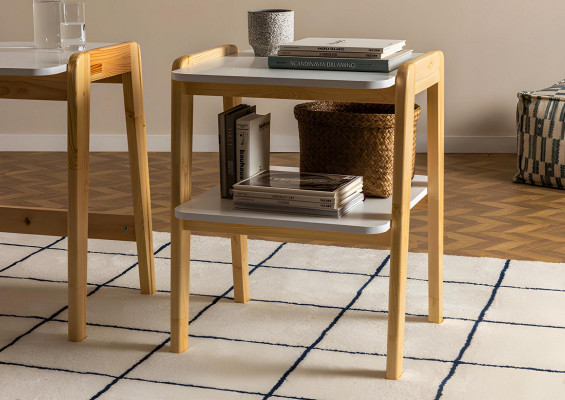 Crèmegiel-wäisse Bicherschaf Designer Wunnzëmmer Regalmiwwel Holzgestell