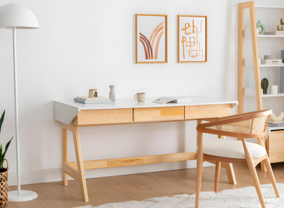 Hellbeige Schreifdësch Luxusaarbechtszëmmer Designer Holzdëscher