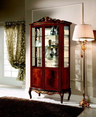 Luxuriéis Design Miwwelen Italienesche Miwwelen Grouss Holz Brong Vitrin Luxus Vitrineschaf