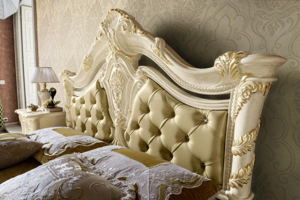 Chesterfield Schlofzëmmer Barock Still Miwwelen Textil Klassesch Bett Luxus