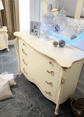 Kommod Beige Buffetschéiner Stil Holz Miwwelen Kommoden Nei Italienesch Miwweldesign