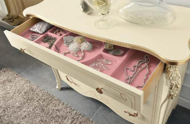Kommod Beige Buffetschéiner Stil Holz Miwwelen Kommoden Nei Italienesch Miwweldesign