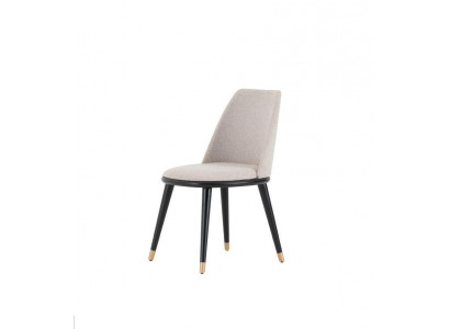 Designer Mega komfortabele beige Iesszëmmerstull am moderne Stil
