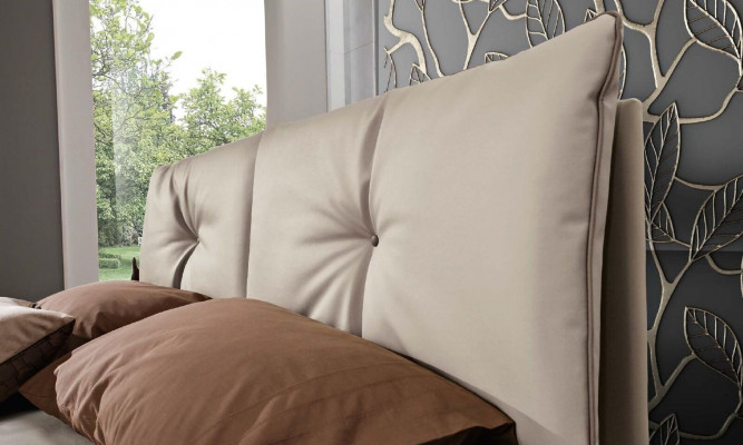 Luxus Set 6-tlg. Schlofzëmmer Bett Nuetsdësch Kommode Spigel Kleederschaf Nei