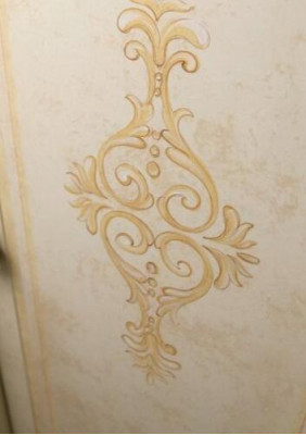 Kleederaschaf Schaf Barockstil Holzmiwwelen Klassesch Schlofschlofzëmmer Schief