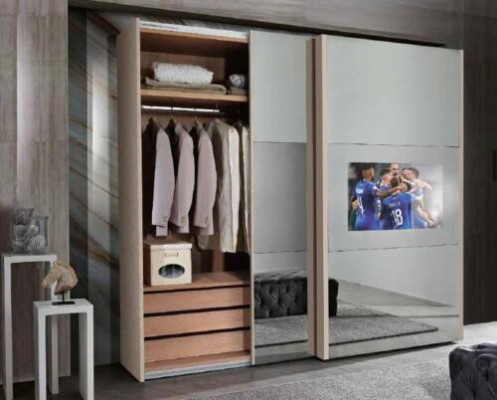 Kleeder Schaf Schief Kleeder Schaf Luxus Holz Schiefdüren TV mat Fernsehersatz.