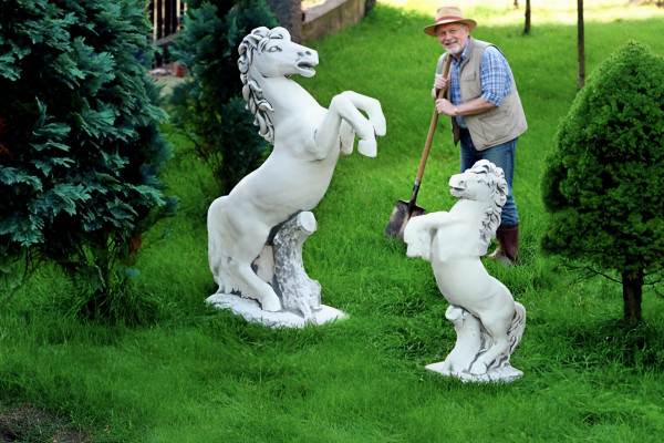 Gaart Dekoratioun Päerd Statue Skulptur Figuren Skulpturen Designer