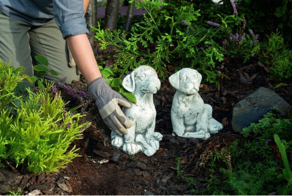 Gaart Dekoratioun Hond Terrasse Steen Figuren Figur Deko Statue