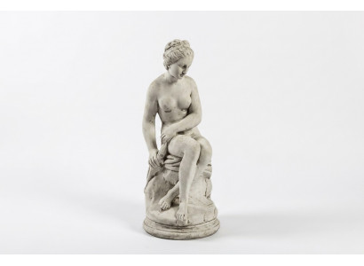 Dammenfigur Statu Figurë Statuen Skulptur Skulpturen Gaart