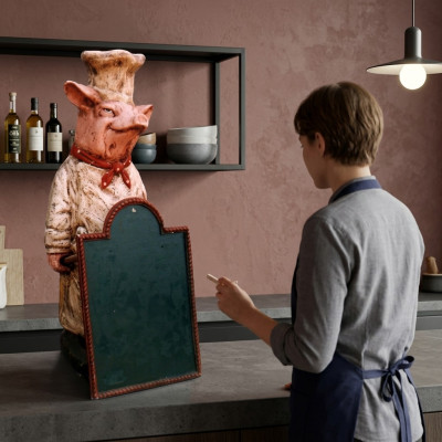 Restaurant Hiewer Dësch Steak Figür Statue Skulptur Figuren Skulpturen Gastro