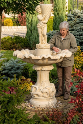 Sprangbur Gaart Weier Pëtz Steepëtz Steen Gaartspa Fontaine
