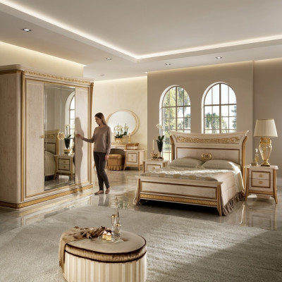 Bett kinneklech antik Schlofkummer Polsterbett Barock Rokoko Designer