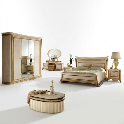 Bett kinneklech antik Schlofkummer Polsterbett Barock Rokoko Designer