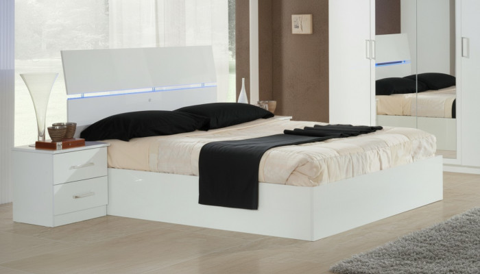 Duebelbett Bett 2x Nuetskabinett hëlze Design Better Modern Stil 3tlg. LED Luucht