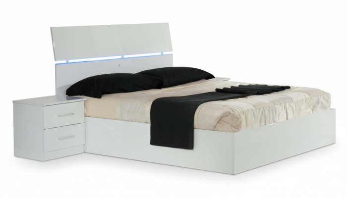 Duebelbett Bett 2x Nuetskabinett hëlze Design Better Modern Stil 3tlg. LED Luucht