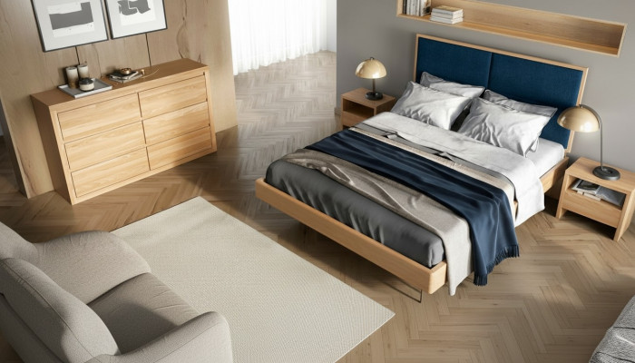 Schlofkummer Set 4-Stéck Set Bett 2x Nuetsdëscher Kommode Massiv Holz Garnitur Nei