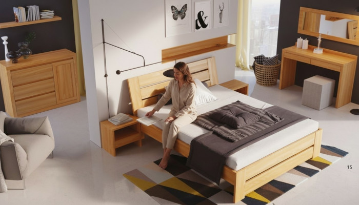 Schlofzëmmer Set 5tlg. Bett 2x Nuetsdësch + Schminktësch Spigel Vollholz Miwwelen Nei